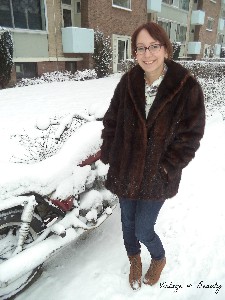 outfit let it snow smile