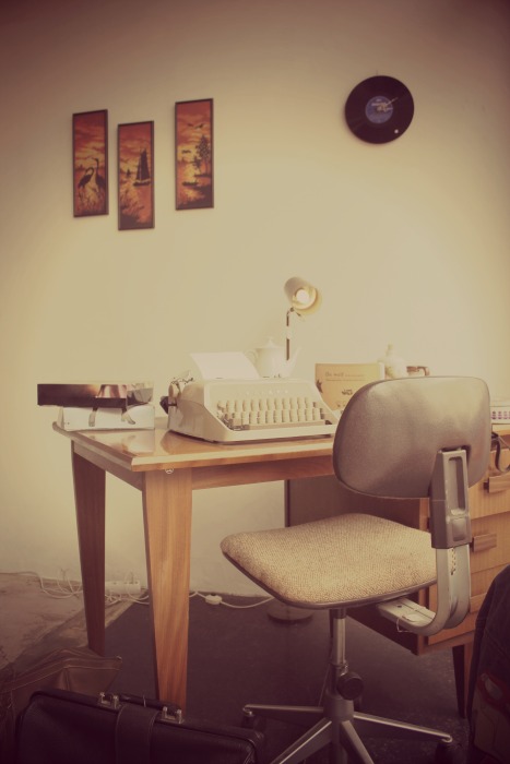vintage shopping tip flat iron 1