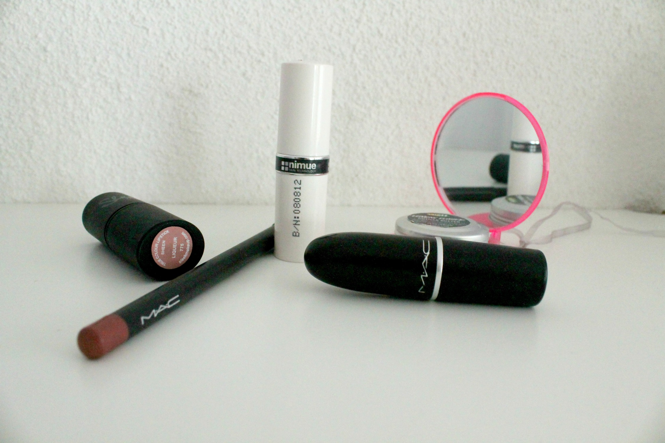 whats in my bag lipstick