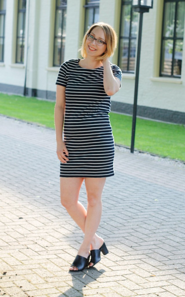 leren sandaletten - gestreepte jurk - breton streep - vintageandbeauty- basic summer look